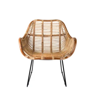 Poltroncina in rattan e metallo nero – design boho chic
